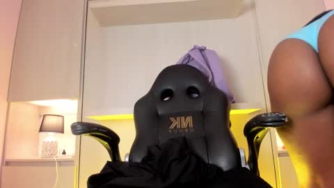 Tami online show from 10-30-25, 07:36