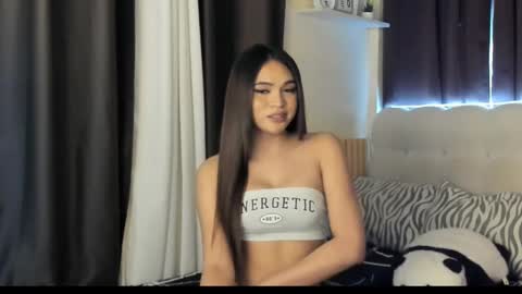 Snapshot of tamirayvonne chatting on 01-13-25, 10:25 Hey Im Tamira You can call me babe. online show from 01-13-25, 10:25