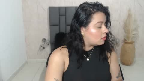 tammycooperr online show from 01-11-25, 06:14