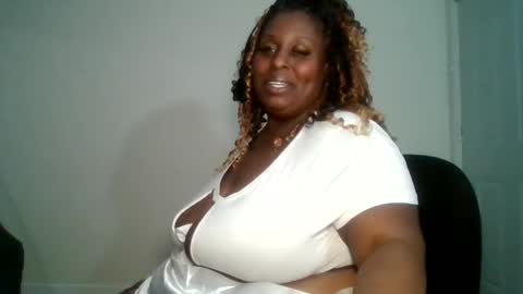 Tamya Jay online show from 02-06-25, 03:20