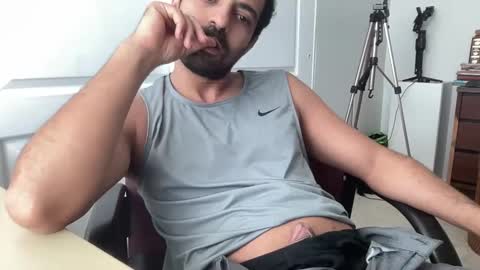 Snapshot of tan_and_spicy chatting on 10-08-25, 05:43 tan and spicy online show from 10-08-25, 05:43