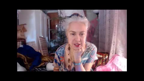 Milena online show from 10-21-25, 04:13