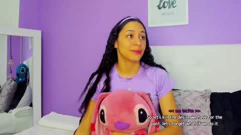 Snapshot of tania06 chatting on 03-05-25, 01:39 tania06 online show from 03-05-25, 01:39