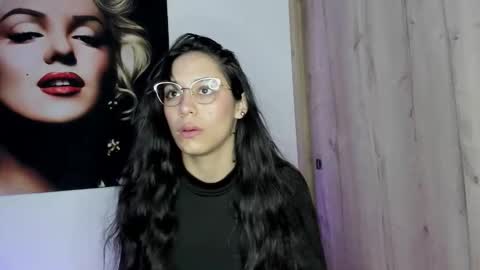 Snapshot of tania06 chatting on 10-11-25, 01:20 tania06 online show from 10-11-25, 01:20