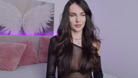 Tania Amore online show from 10-30-25, 07:14