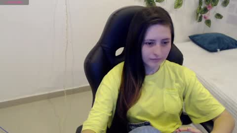 Tania  online show from 12-18-24, 03:11