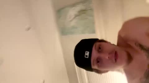 Snapshot of tanisdbl0 chatting on 10-05-25, 06:23 tanisdbl0 online show from 10-05-25, 06:23