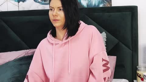 Snapshot of taniyagrey chatting on 01-09-25, 07:31 tanyaGrey online show from 01-09-25, 07:31