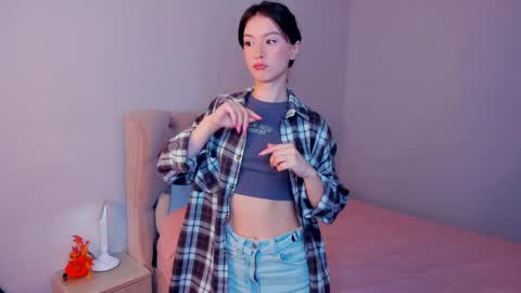 Snapshot of tannaschoeneck chatting on 04-13-26, 08:31 Anna online show from 04-13-26, 08:31