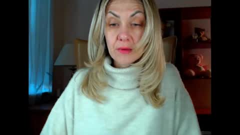 Snapshot of tanya6547 chatting on 02-21-25, 11:44 tanya online show from 02-21-25, 11:44