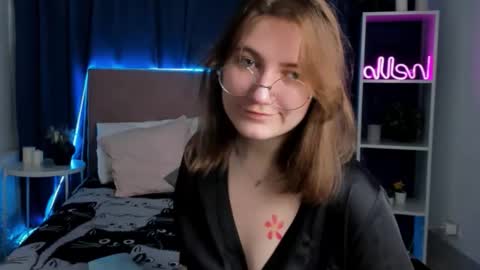 Tara online show from 09-27-25, 02:27