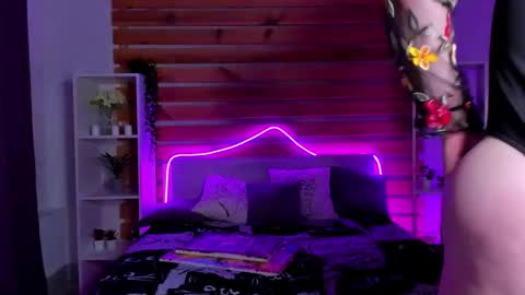 Tara online show from 10-01-25, 01:39