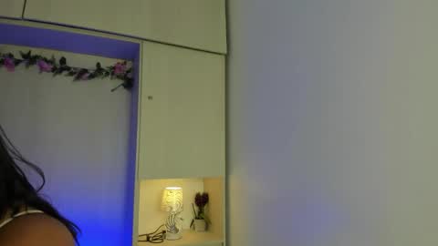  T A R A  online show from 10-29-25, 04:15