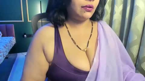 Snapshot of tarivishu23 chatting on 02-20-26, 06:19 tarivishu23 online show from 02-20-26, 06:19