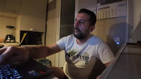 tarkan198 online show from 01-08-25, 04:44