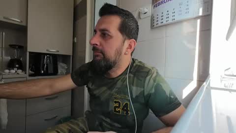 tarkan198 online show from 02-04-25, 10:21