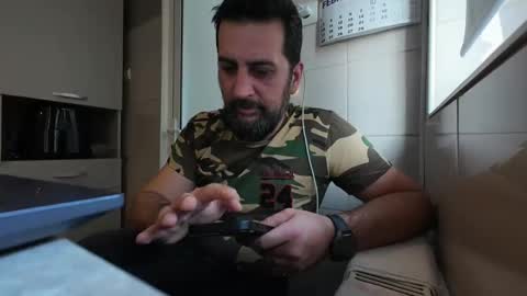 tarkan198 online show from 02-11-25, 01:09