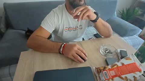 tarkan198 online show from 11-24-25, 12:27