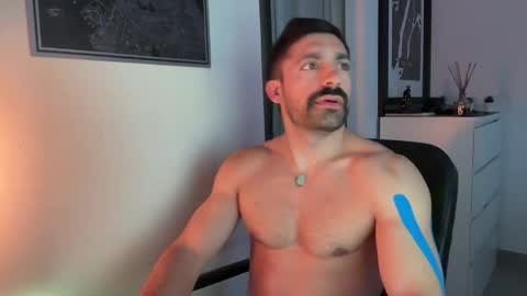 tarquit8 online show from 02-14-26, 07:38