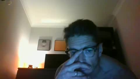 tartankingofscots online show from 02-23-25, 01:24