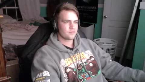 tarus333 online show from 10-24-25, 05:15