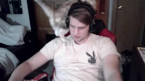 tarus333 online show from 11-25-25, 05:18