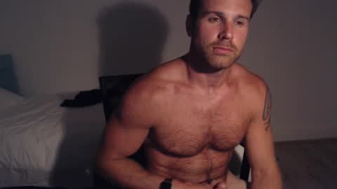Snapshot of tarzan_thejungleboy chatting on 01-08-25, 08:18 Tarzan online show from 01-08-25, 08:18
