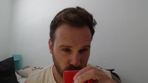 Snapshot of tarzan_thejungleboy chatting on 11-10-25, 10:47 Tarzan online show from 11-10-25, 10:47