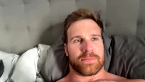 Snapshot of tarzan_thejungleboy chatting on 11-12-25, 11:54 Tarzan online show from 11-12-25, 11:54