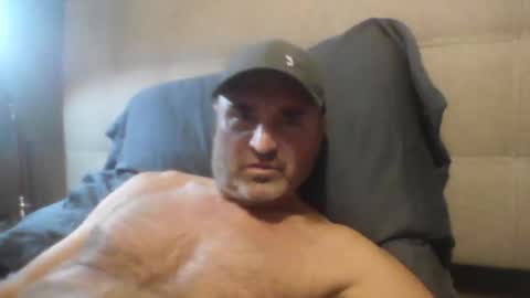 Snapshot of tarzeny77 chatting on 10-21-25, 10:10 tarzeny77 online show from 10-21-25, 10:10