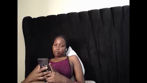 Ireen online show from 11-24-25, 04:34