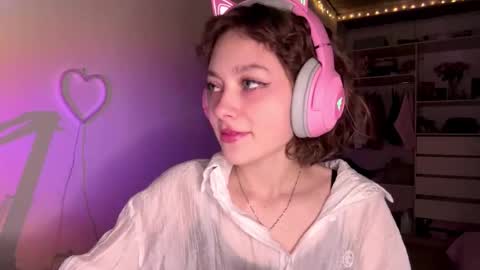 Darlin online show from 03-04-26, 11:11