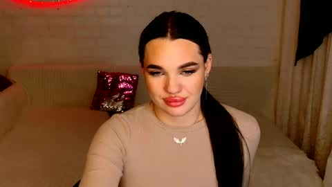 tasty_babyy online show from 12-17-24, 07:15