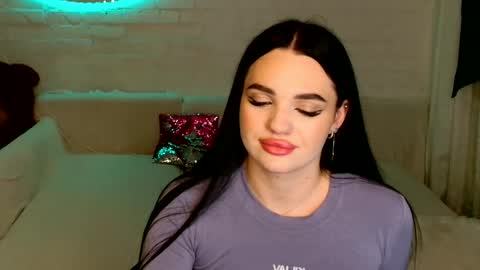 tasty_babyy online show from 01-21-25, 08:21