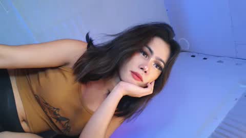 Vannesa online show from 03-04-25, 03:44