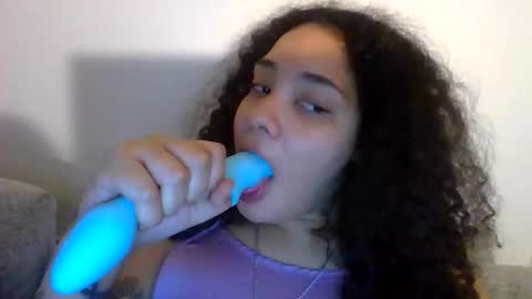 Snapshot of tastylolaa chatting on 10-15-25, 09:31 tastylolaa online show from 10-15-25, 09:31