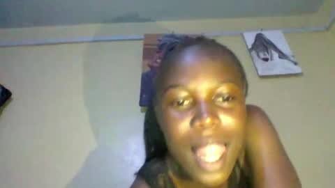 Snapshot of tat493864 chatting on 10-22-25, 10:37 tat493864 online show from 10-22-25, 10:37