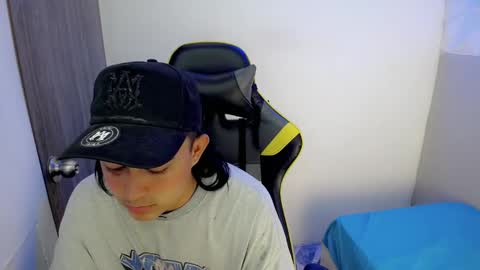 T A T A N online show from 11-18-25, 08:57