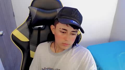 T A T A N online show from 11-21-25, 09:57