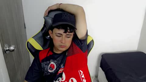 T A T A N online show from 11-28-25, 09:06