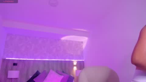 Snapshot of tathy_miller chatting on 11-19-25, 03:17 Tathy online show from 11-19-25, 03:17