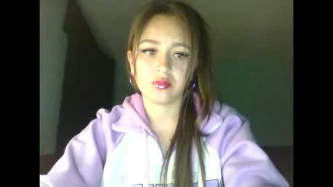 Snapshot of tati672985 chatting on 10-15-25, 07:41 Tatti online show from 10-15-25, 07:41