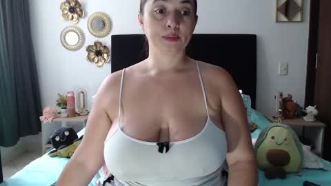Snapshot of tatiana_monteros chatting on 02-05-26, 04:55 tatiana_monteros online show from 02-05-26, 04:55