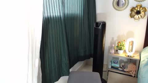 Snapshot of tatiana_monteros chatting on 02-19-26, 06:48 tatiana_monteros online show from 02-19-26, 06:48