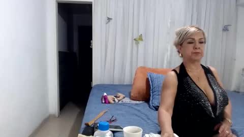 Snapshot of tatianagiraldo12 chatting on 02-08-26, 04:27 tatiana giraldo online show from 02-08-26, 04:27