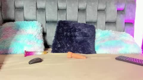 Tatianasmith 69 online show from 10-10-25, 05:01
