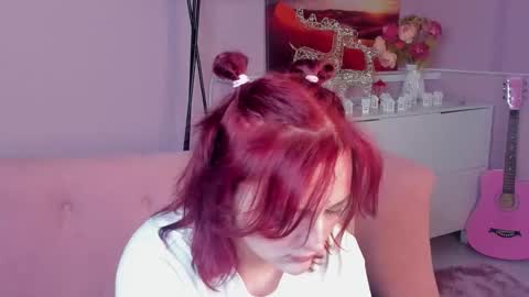 Snapshot of taticamomile chatting on 03-26-26, 12:11 Tatica online show from 03-26-26, 12:11