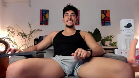 Twitter TatoKatx online show from 11-24-25, 02:11