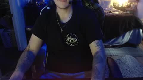 tattedhubs5 online show from 10-25-25, 08:14