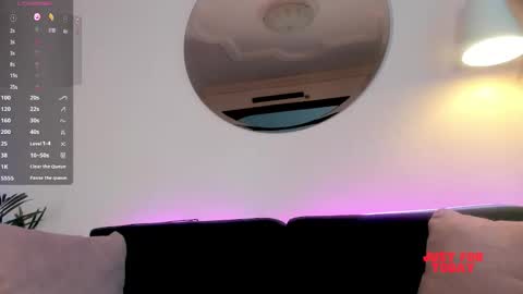 Nathalie Hardy  online show from 01-08-25, 06:09